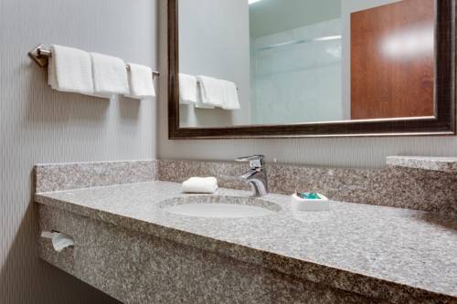 Imagen de la habitación del Hotel Drury Inn and Suites St. Louis O'fallon, Il. Foto 4