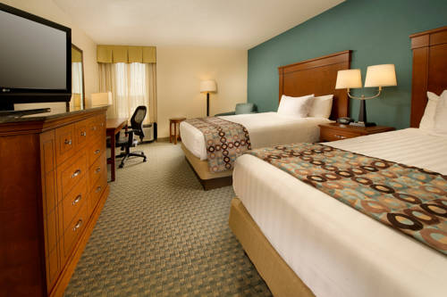Imagen de la habitación del Hotel Drury Inn and Suites St. Louis St. Peters. Foto 4