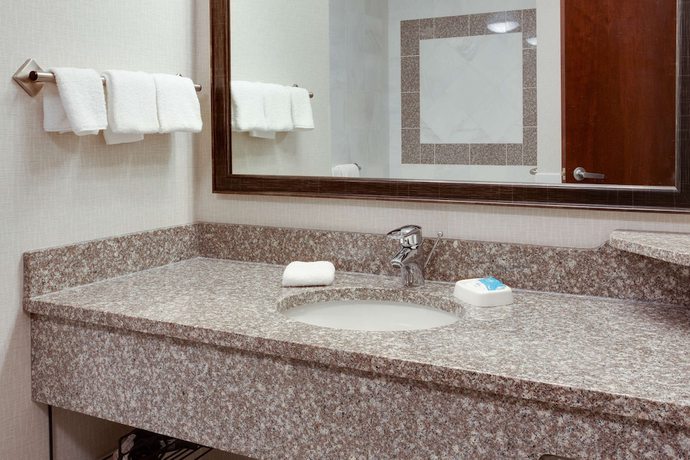 Imagen de la habitación del Hotel Drury Inn and Suites West Des Moines. Foto 9
