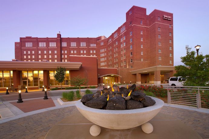 Imagen general del Hotel Drury Plaza Broadview - Wichita. Foto 1