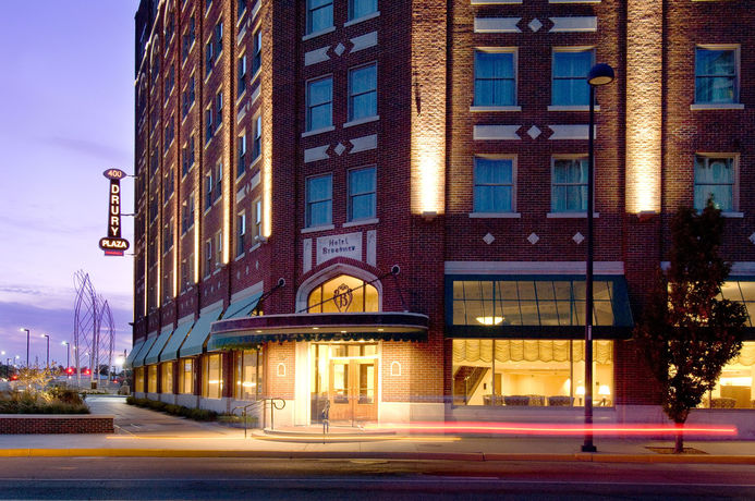 Imagen de los interiores del Hotel Drury Plaza Broadview - Wichita. Foto 11