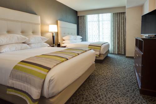 Imagen de la habitación del Hotel Drury Plaza Cape Girardeau Conference Center. Foto 3