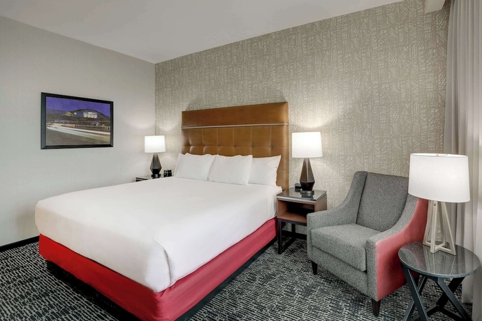 Imagen de la habitación del Hotel Drury Plaza Cincinnati Florence. Foto 2