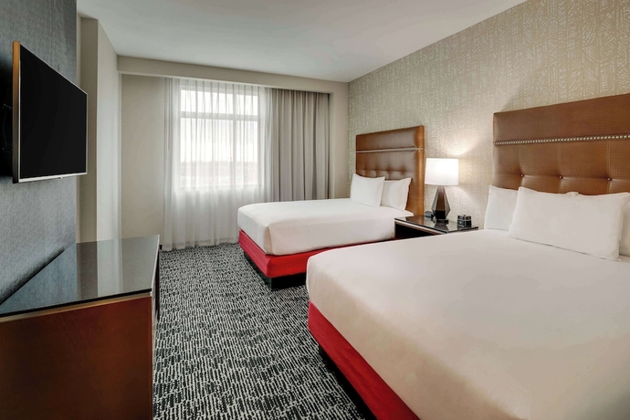 Imagen de la habitación del Hotel Drury Plaza Cincinnati Florence. Foto 7