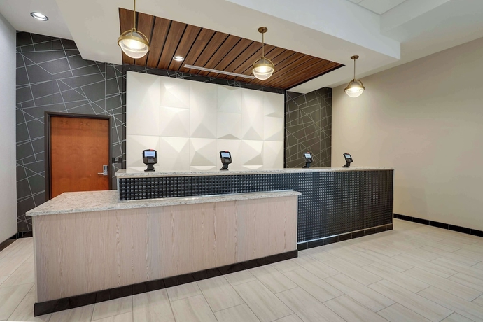 Imagen de los interiores del Hotel Drury Plaza Cincinnati Florence. Foto 12