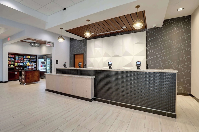 Imagen de los interiores del Hotel Drury Plaza Cincinnati Florence. Foto 13