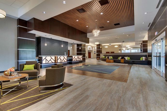 Imagen de los interiores del Hotel Drury Plaza Dallas Richardson. Foto 16