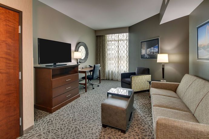 Imagen de la habitación del Hotel Drury Plaza Dallas Richardson. Foto 7