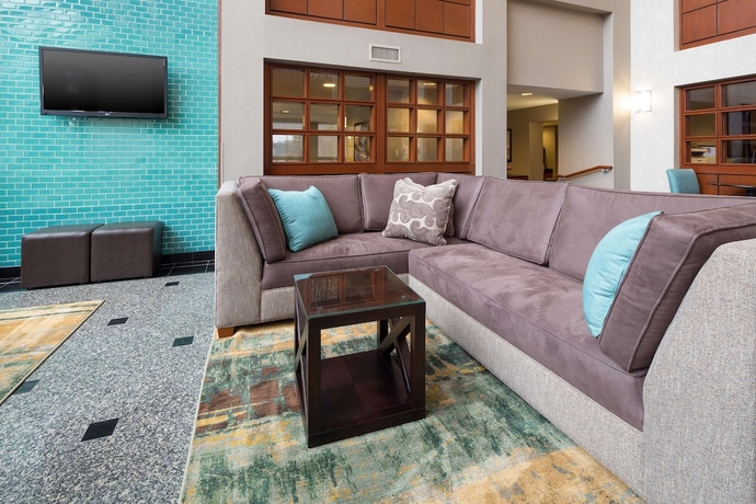 Imagen de los interiores del Hotel Drury Plaza Hotel Mobile. Foto 15