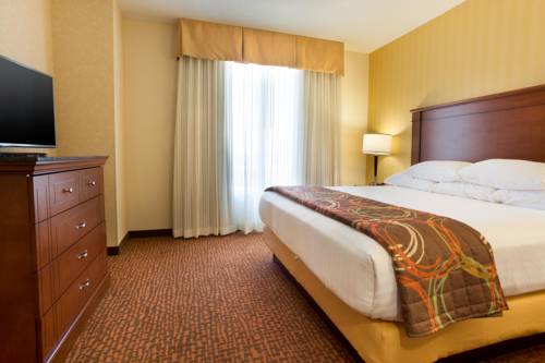 Imagen de la habitación del Hotel Drury Plaza Hotel Phoenix Tempe. Foto 5
