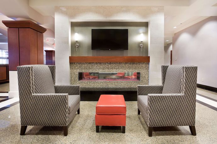 Imagen de los interiores del Hotel Drury Plaza Indianapolis Carmel. Foto 16