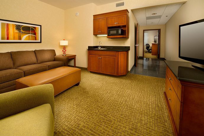 Imagen de la habitación del Hotel Drury Plaza Nashville Franklin. Foto 9