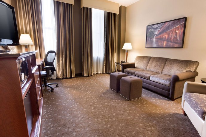 Imagen de la habitación del Hotel Drury Plaza New Orleans. Foto 8