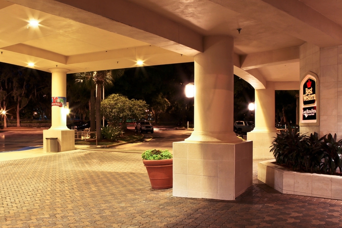 Imagen de los exteriores del Hotel Drury Plaza Orlando - Disney Springs Area. Foto 9