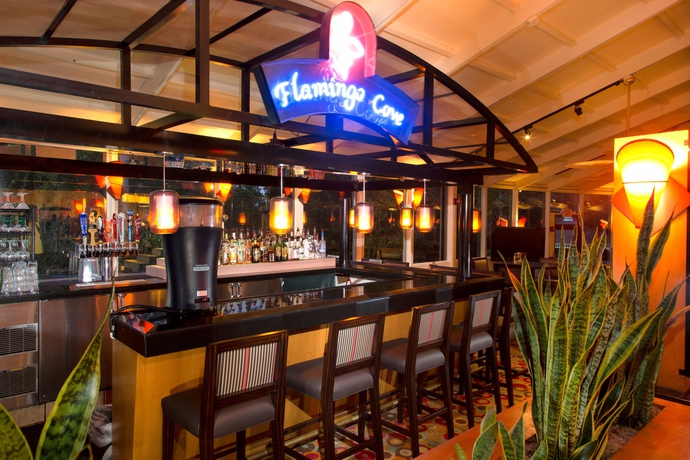 Imagen del bar/restaurante del Hotel Drury Plaza Orlando - Disney Springs Area. Foto 2