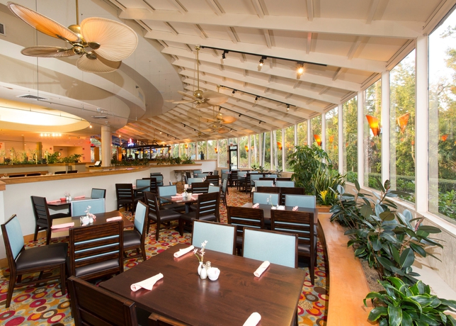 Imagen del bar/restaurante del Hotel Drury Plaza Orlando - Disney Springs Area. Foto 6