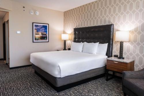 Imagen de la habitación del Hotel Drury Plaza Pigeon Forge. Foto 11