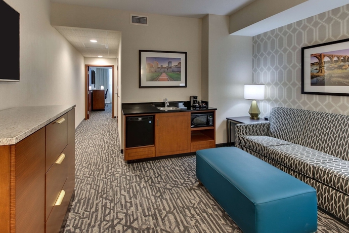 Imagen de la habitación del Hotel Drury Plaza Richmond. Foto 4