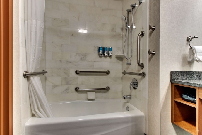 Imagen de la habitación del Hotel Drury Plaza Richmond. Foto 6