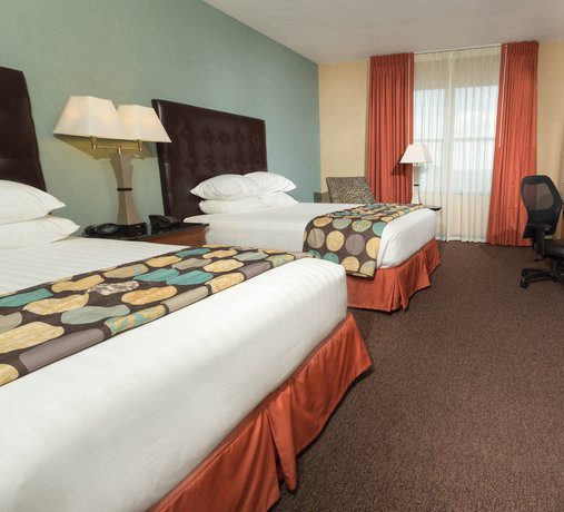 Imagen de la habitación del Hotel Drury Plaza San Antonio North Stone Oak. Foto 9