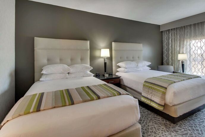 Imagen de la habitación del Hotel Drury Plaza Savannah Pooler. Foto 15