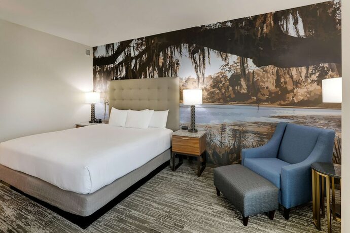 Imagen de la habitación del Hotel Drury Plaza Tallahassee. Foto 18
