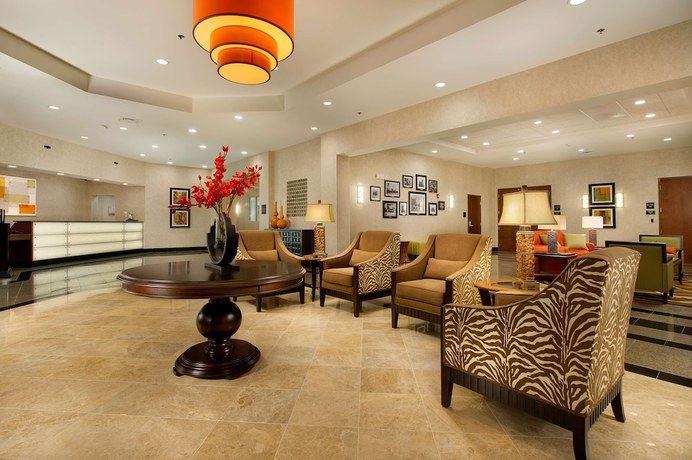 Imagen de los interiores del Hotel Drury Plaza Valdosta. Foto 17