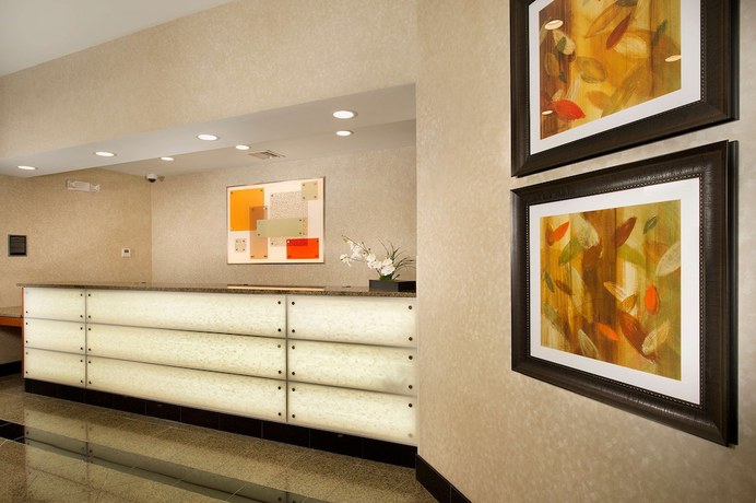 Imagen de los interiores del Hotel Drury Plaza Valdosta. Foto 19