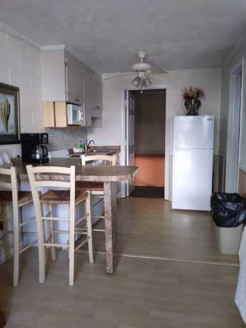 Imagen de la habitación del Hotel Dry Dock Inn. Foto 3
