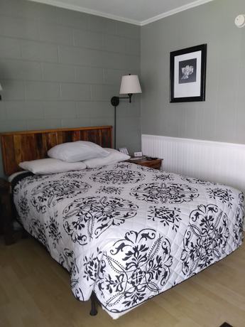 Imagen de la habitación del Hotel Dry Dock Inn. Foto 5