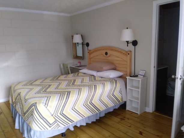 Imagen de la habitación del Hotel Dry Dock Inn. Foto 16