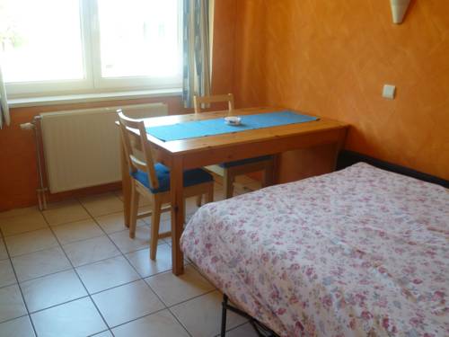 Imagen de la habitación del Hotel Dry Les Courtis. Foto 5