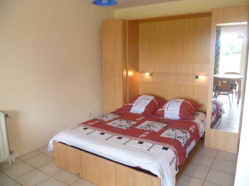 Imagen de la habitación del Hotel Dry Les Courtis. Foto 14