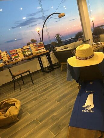 Imagen general del Hotel Drymades Resort, Himar&euml;. Foto 12