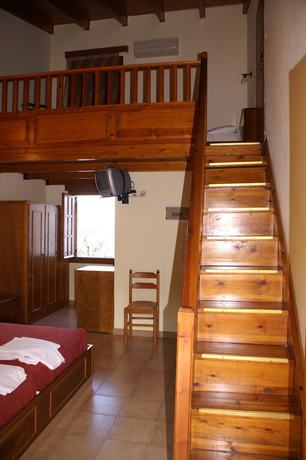 Imagen de la habitación del Hotel Drymna. Foto 5