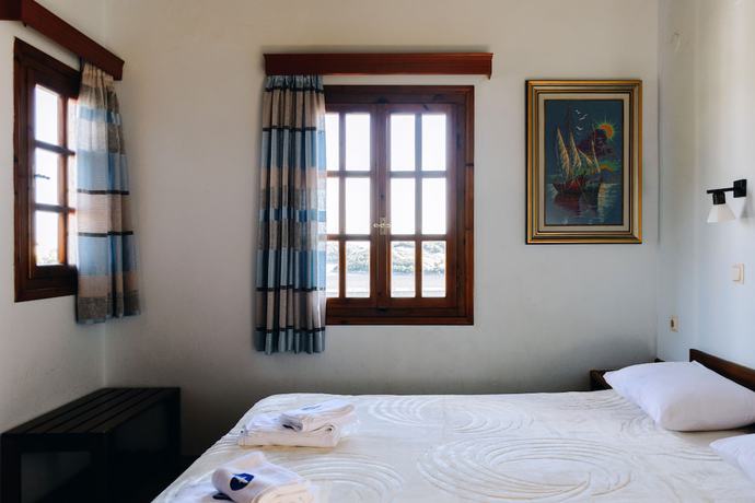 Imagen de la habitación del Hotel Drymna. Foto 16