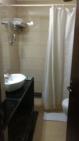 Imagen de la habitación del Hotel Ds Clarks Inn Gurgaon. Foto 11