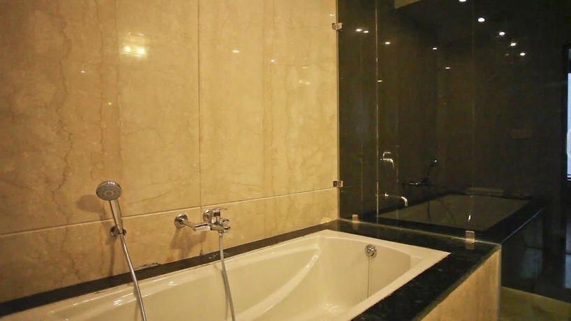 Imagen de la habitación del Hotel Ds Clarks Inn Gurgaon. Foto 12