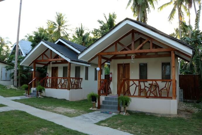 Imagen de la habitación del Hotel D's Ocean View Beach Resort. Foto 11