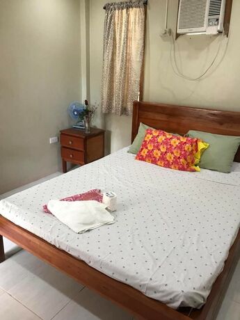 Imagen de la habitación del Hotel D's Ocean View Beach Resort. Foto 30