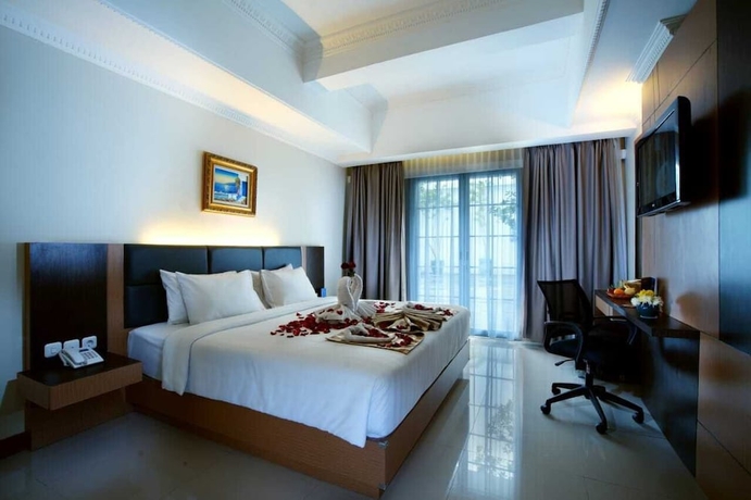 Imagen de la habitación del Hotel D'senopati Malioboro Grand. Foto 9