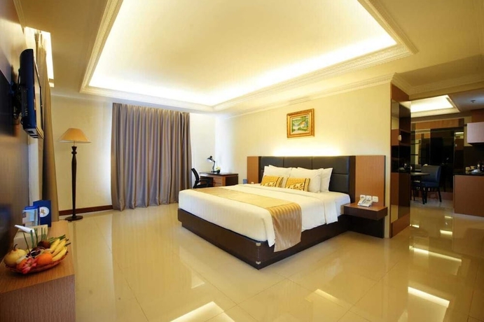 Imagen de la habitación del Hotel D'senopati Malioboro Grand. Foto 10