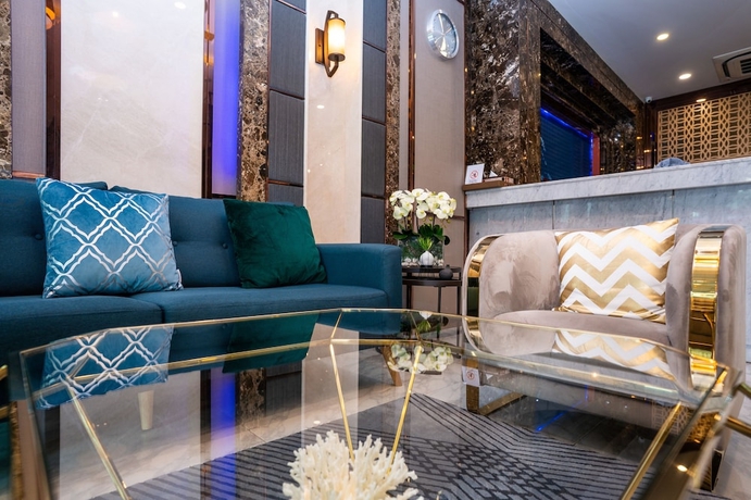 Imagen de los interiores del Hotel Dsure Patong. Foto 18