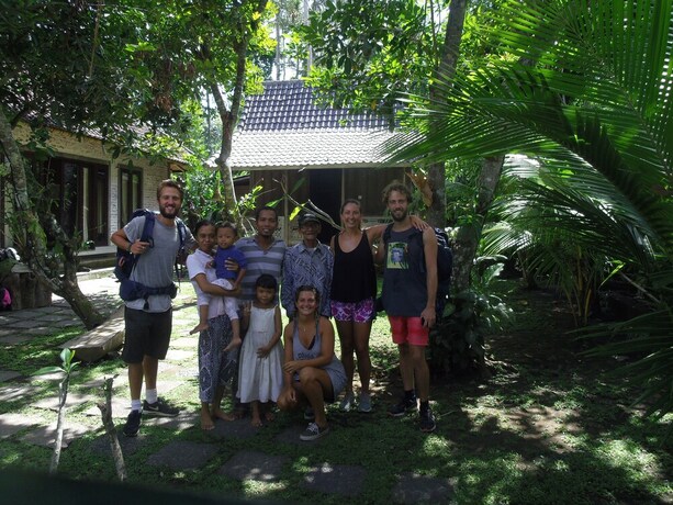Imagen de los exteriores del Hotel D'tegale Homestay. Foto 30