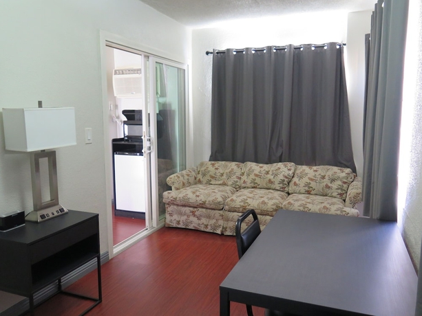 Imagen de la habitación del Hotel Dtla. Foto 13