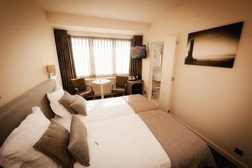 Imagen de la habitación del Hotel Du Bassin (Strandhotel). Foto 6