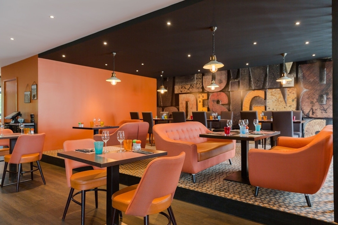 Imagen del bar/restaurante del Hotel Du Béryl. Foto 5