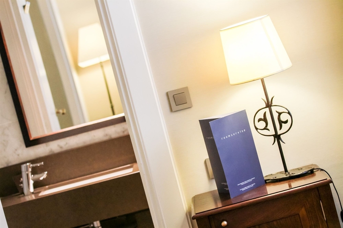 Imagen de los interiores del Hotel Du Bois Champs-elysées. Foto 11