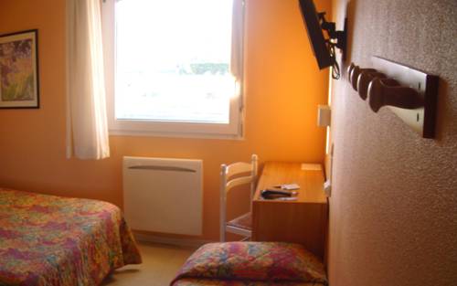 Imagen de la habitación del Hotel Du Canal. Foto 11