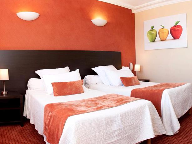 Imagen de la habitación del Hotel Du Casino, Bayeux. Foto 8